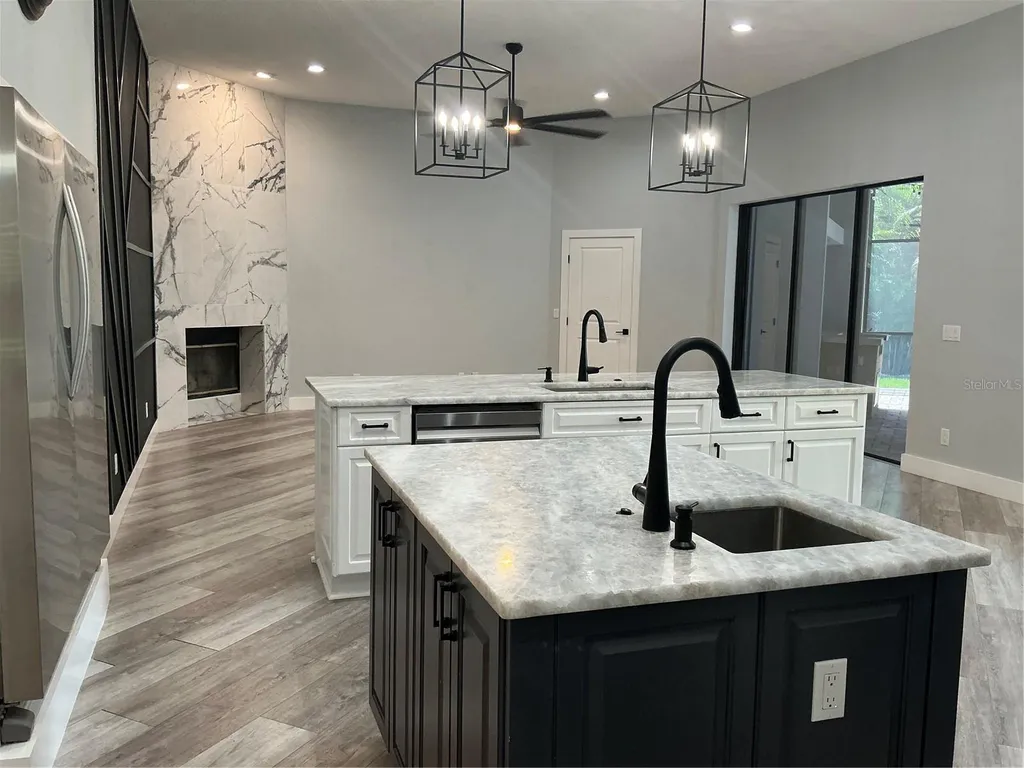126 Old Oak Circle Palm Harbor FL 34683