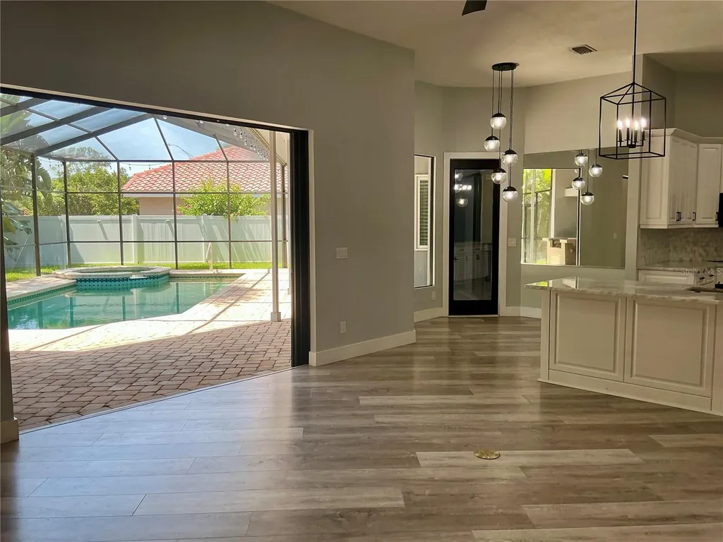 126 Old Oak Circle Palm Harbor FL 34683
