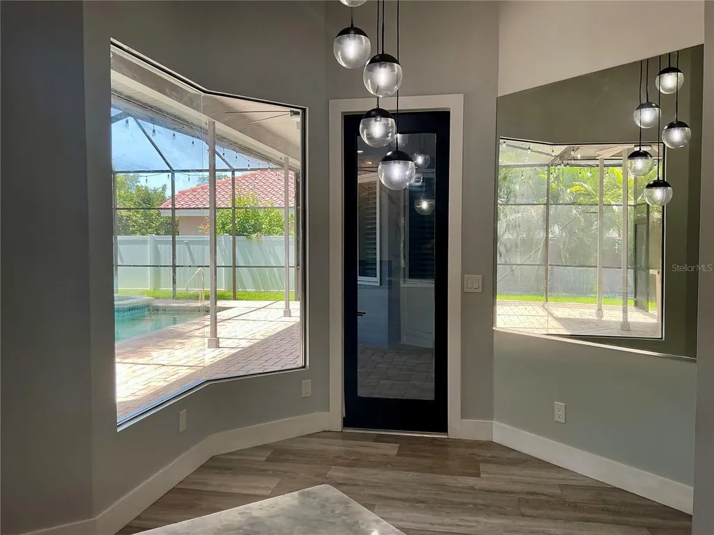 126 Old Oak Circle Palm Harbor FL 34683