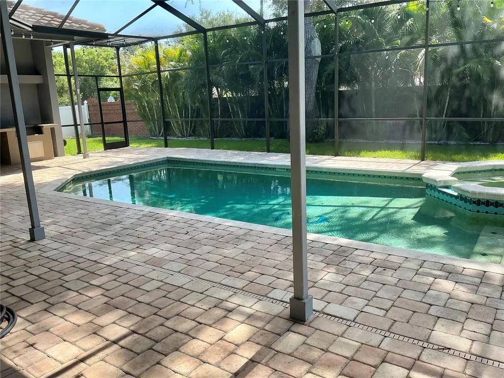 126 Old Oak Circle Palm Harbor FL 34683