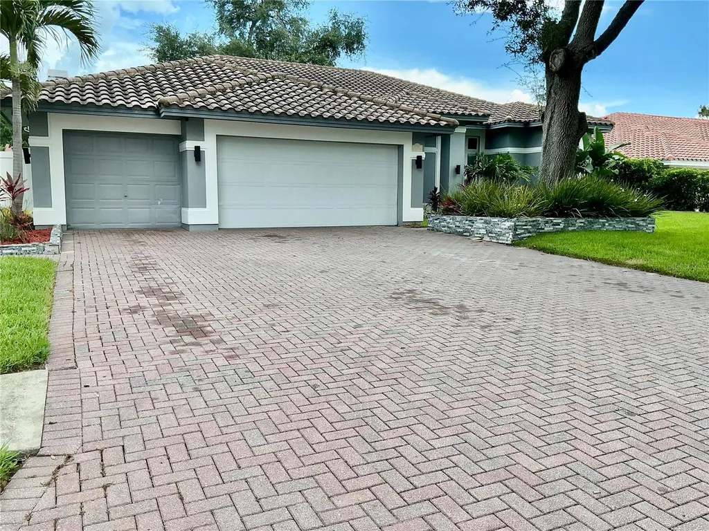 126 Old Oak Circle Palm Harbor FL 34683