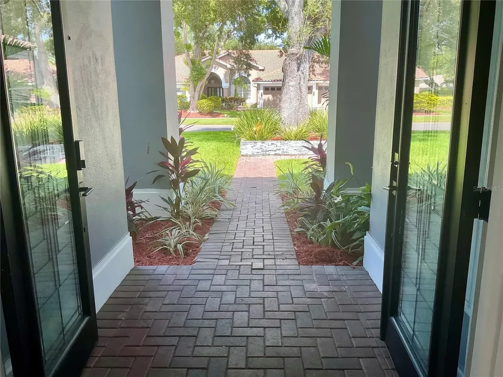 126 Old Oak Circle Palm Harbor FL 34683