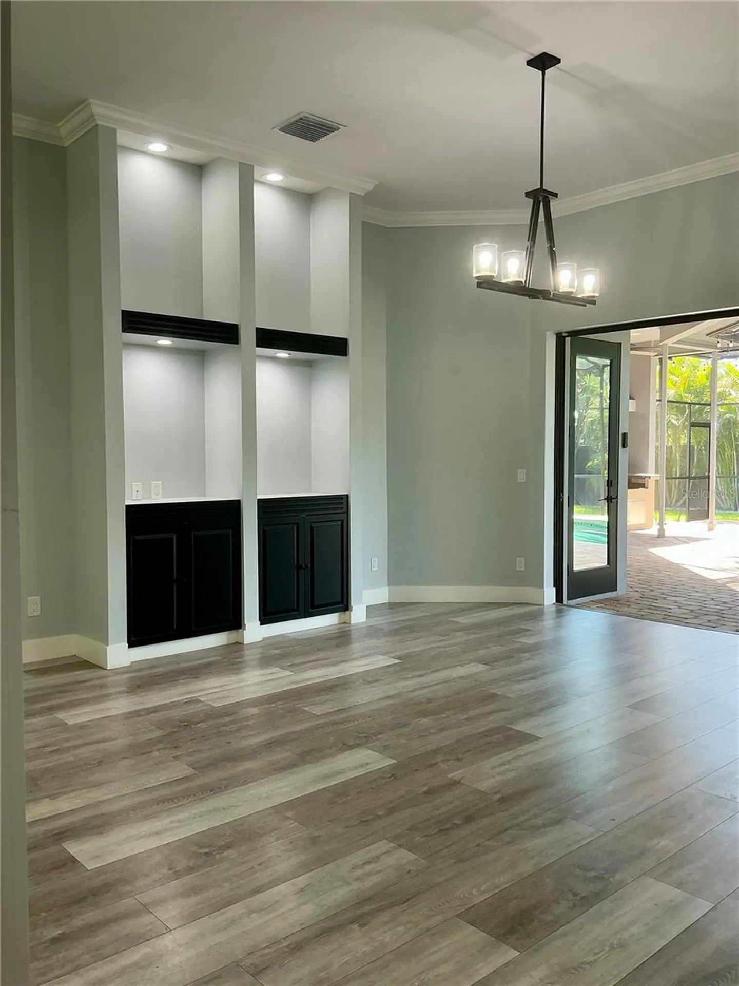 126 Old Oak Circle Palm Harbor FL 34683