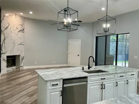 126 Old Oak Circle Palm Harbor FL 34683