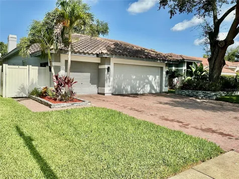126 Old Oak Circle Palm Harbor FL 34683