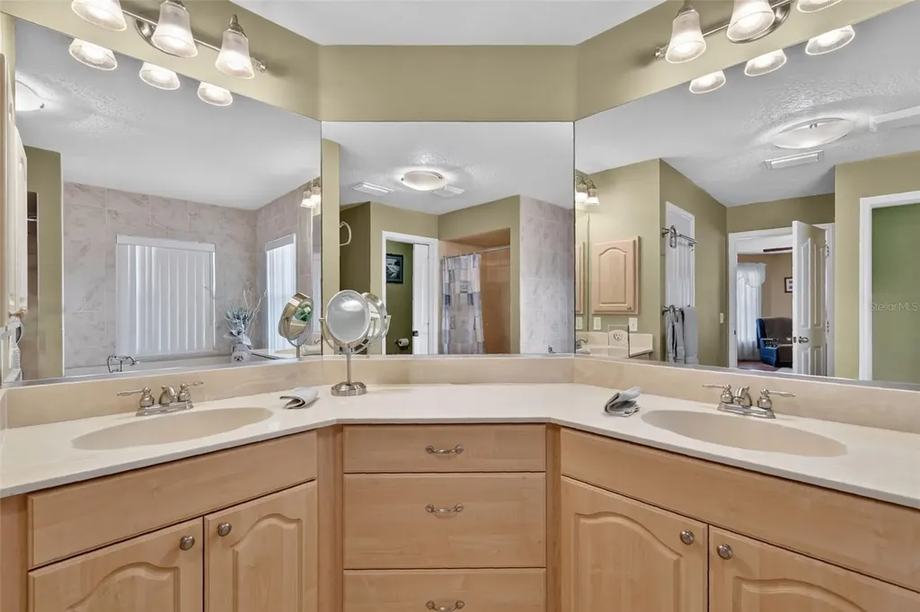 8650 SW 27th Avenue Ocala FL 34476