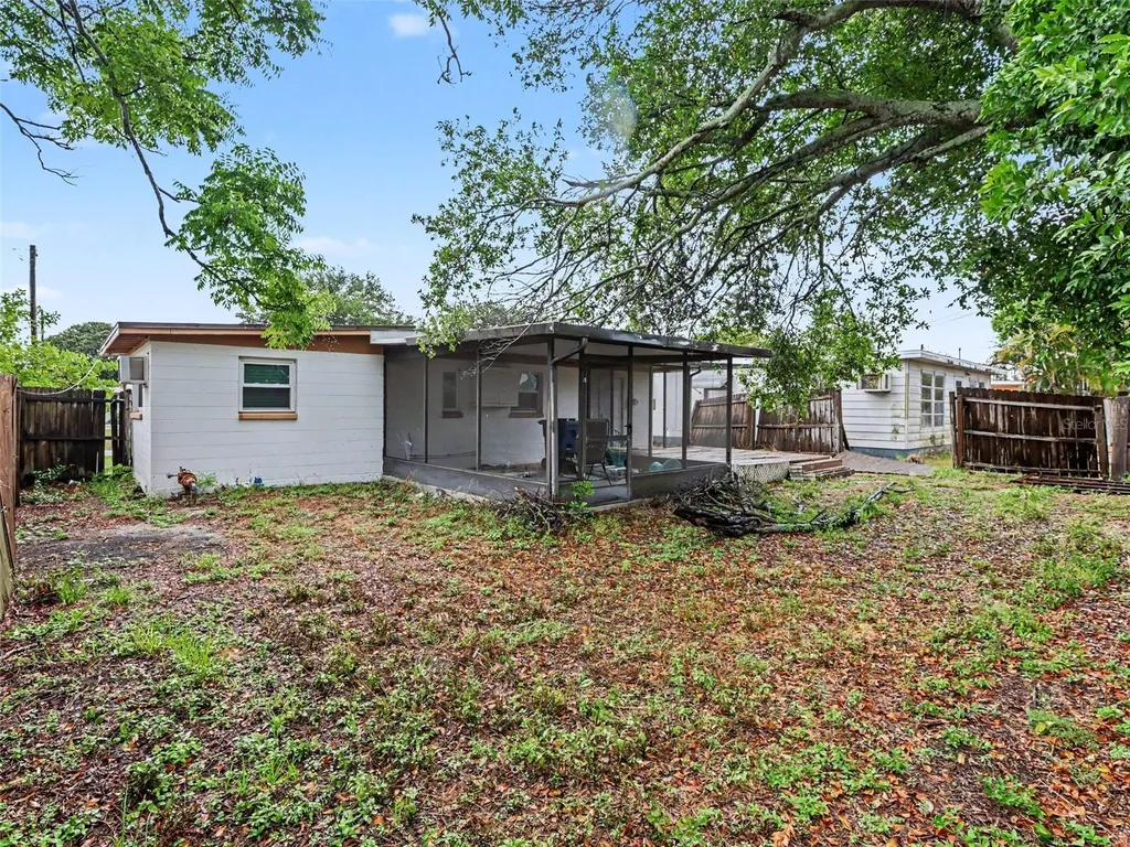 10493 116th Avenue N Largo FL 33773