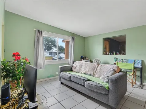10493 116th Avenue N Largo FL 33773