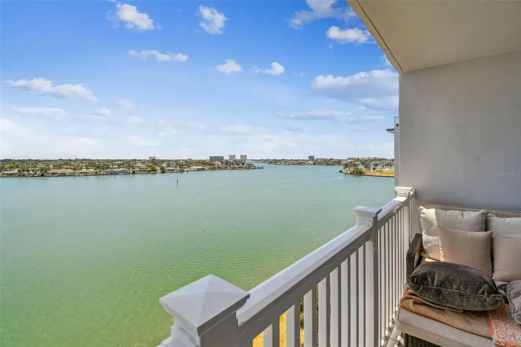500 Treasure Island Causeway St Petersburg FL 33706