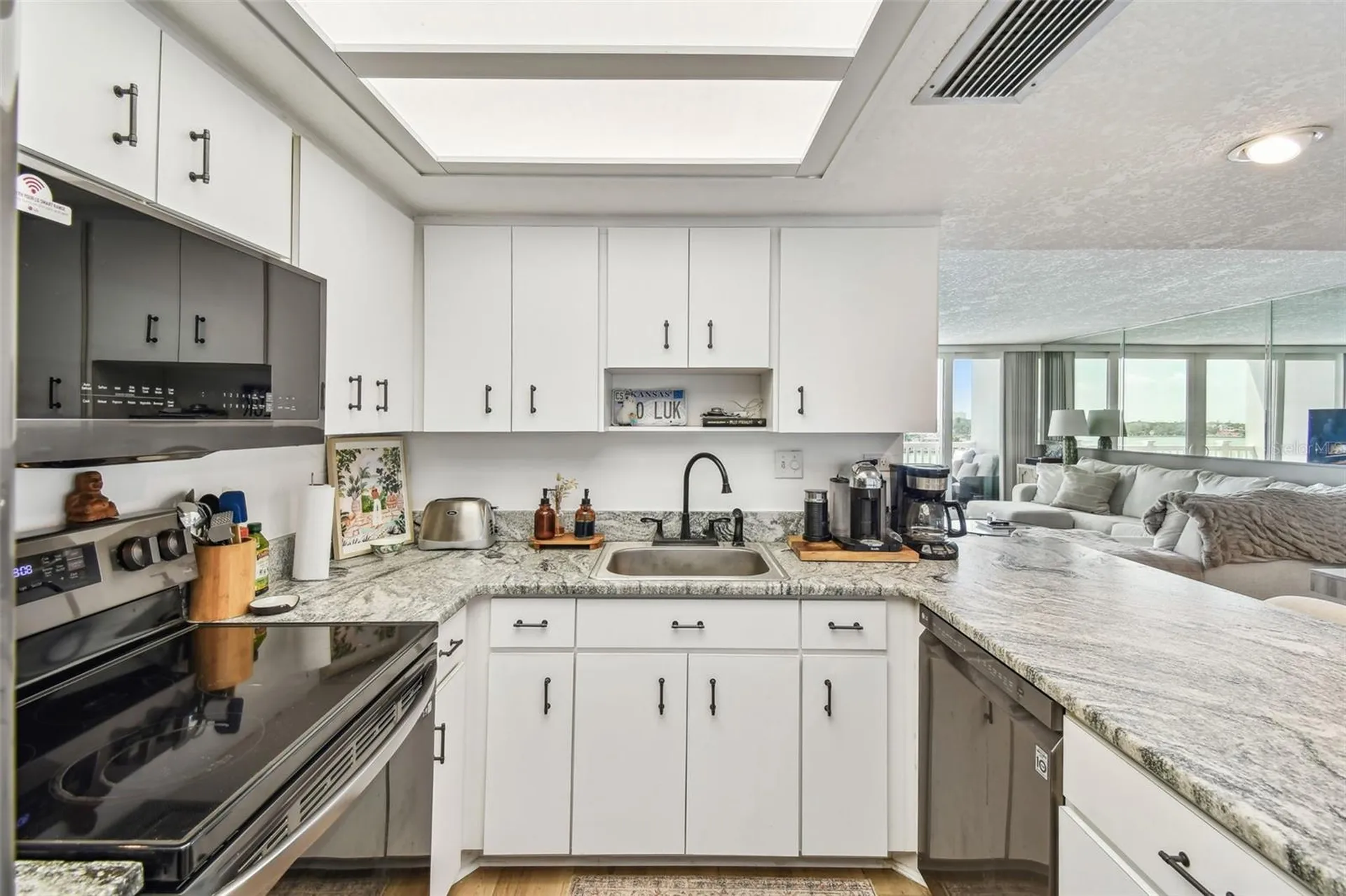 500 Treasure Island Causeway St Petersburg FL 33706
