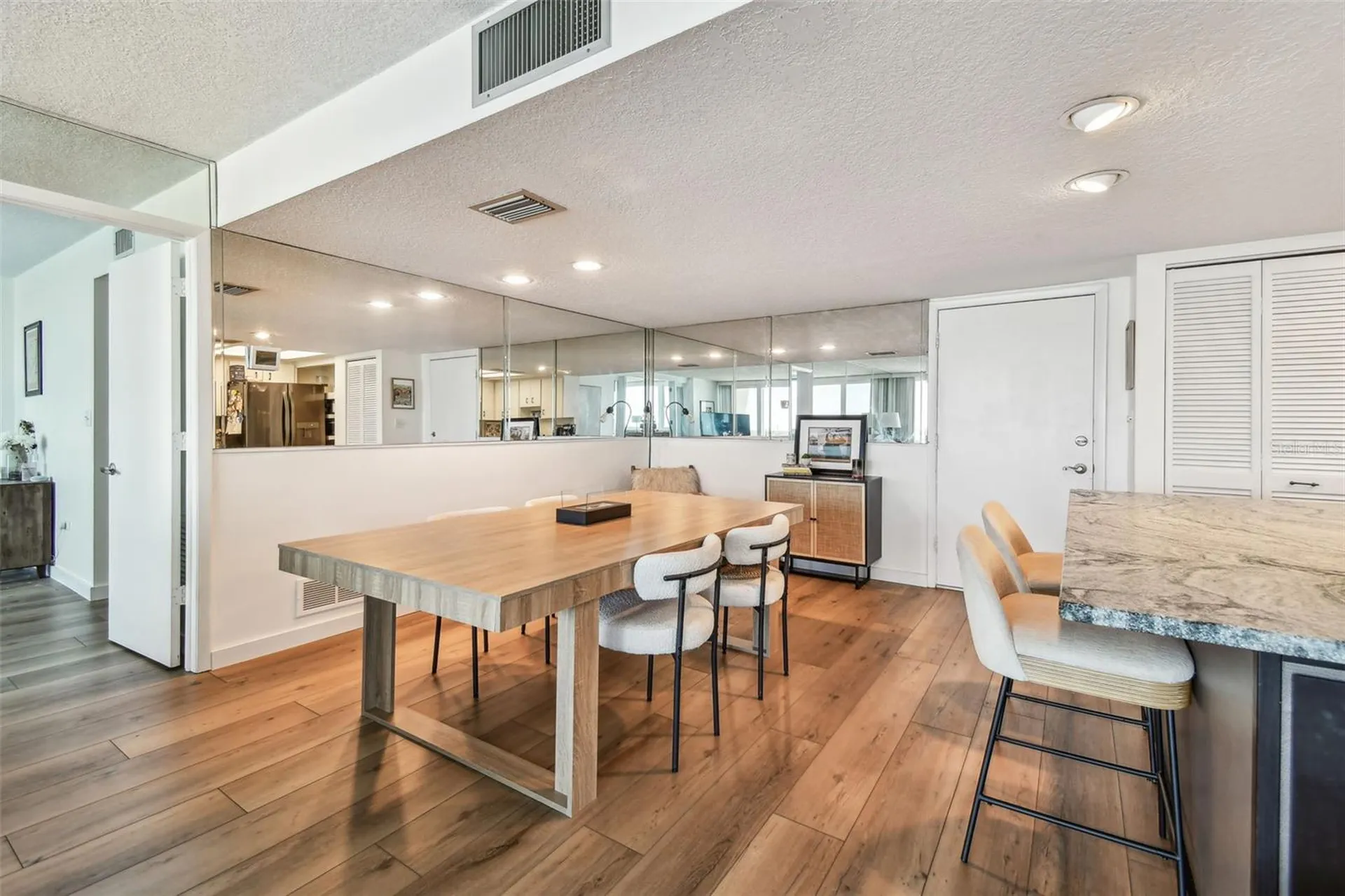 500 Treasure Island Causeway St Petersburg FL 33706
