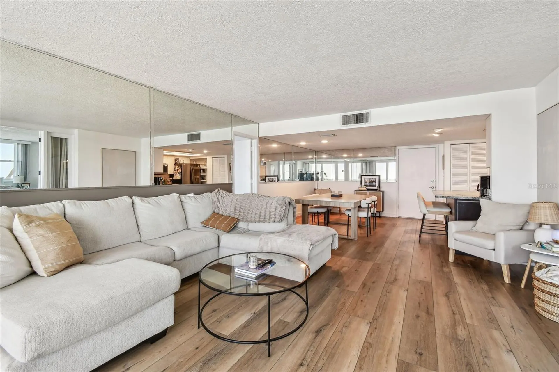 500 Treasure Island Causeway St Petersburg FL 33706