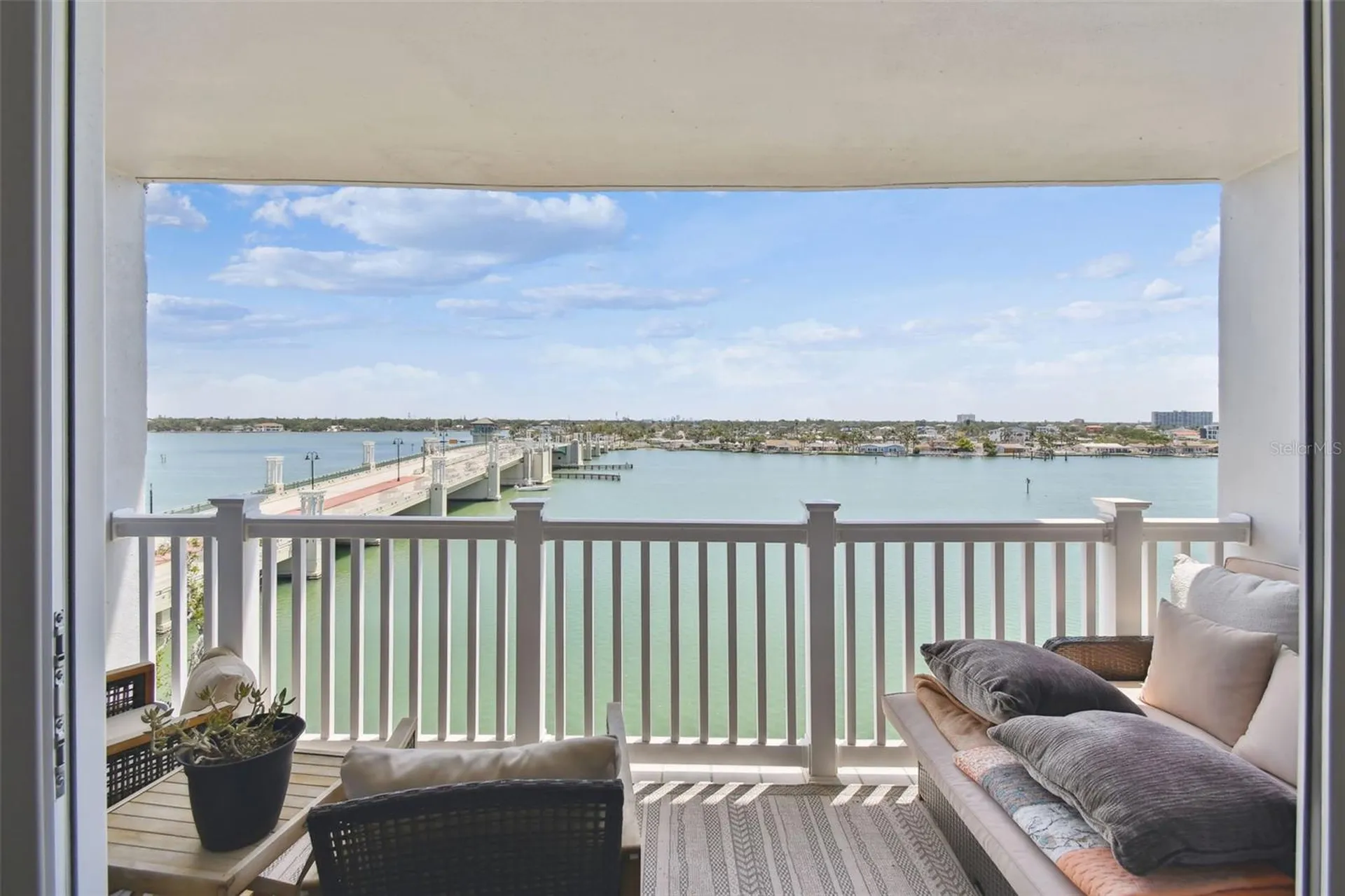500 Treasure Island Causeway St Petersburg FL 33706