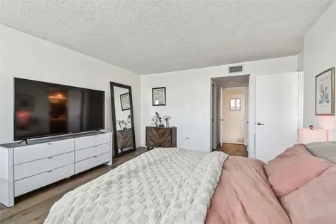 500 Treasure Island Causeway St Petersburg FL 33706