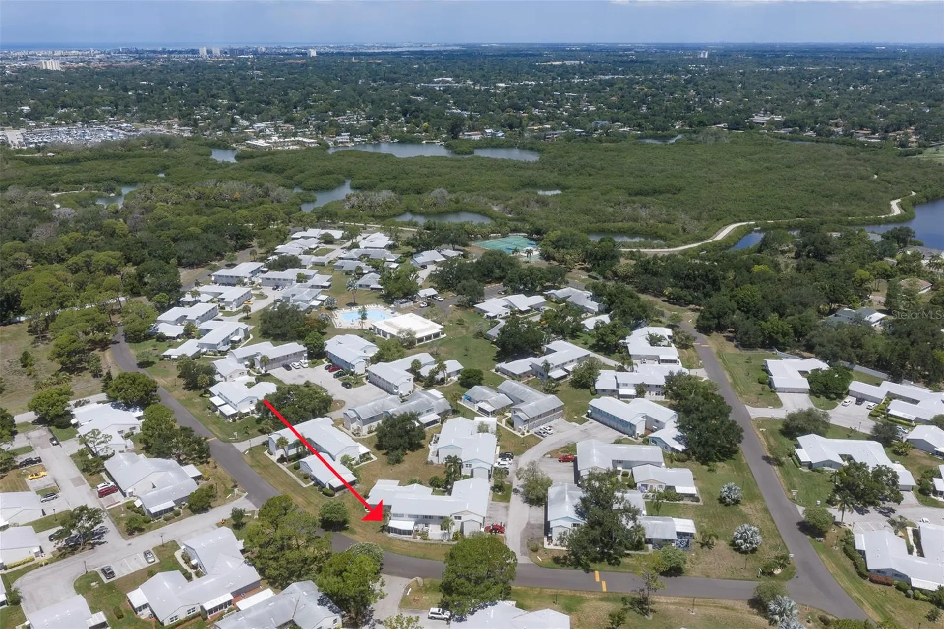 3281 38th Way S St Petersburg FL 33711