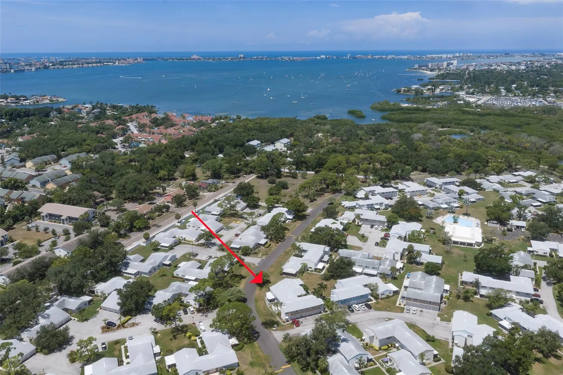 3281 38th Way S St Petersburg FL 33711