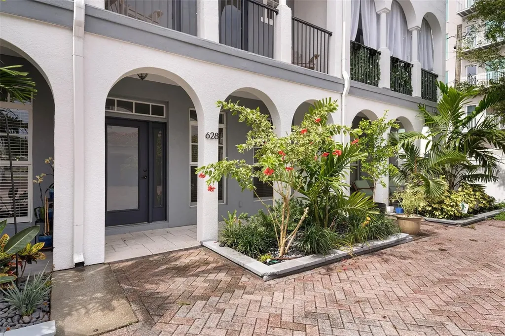 628 3rd Avenue S St Petersburg FL 33701