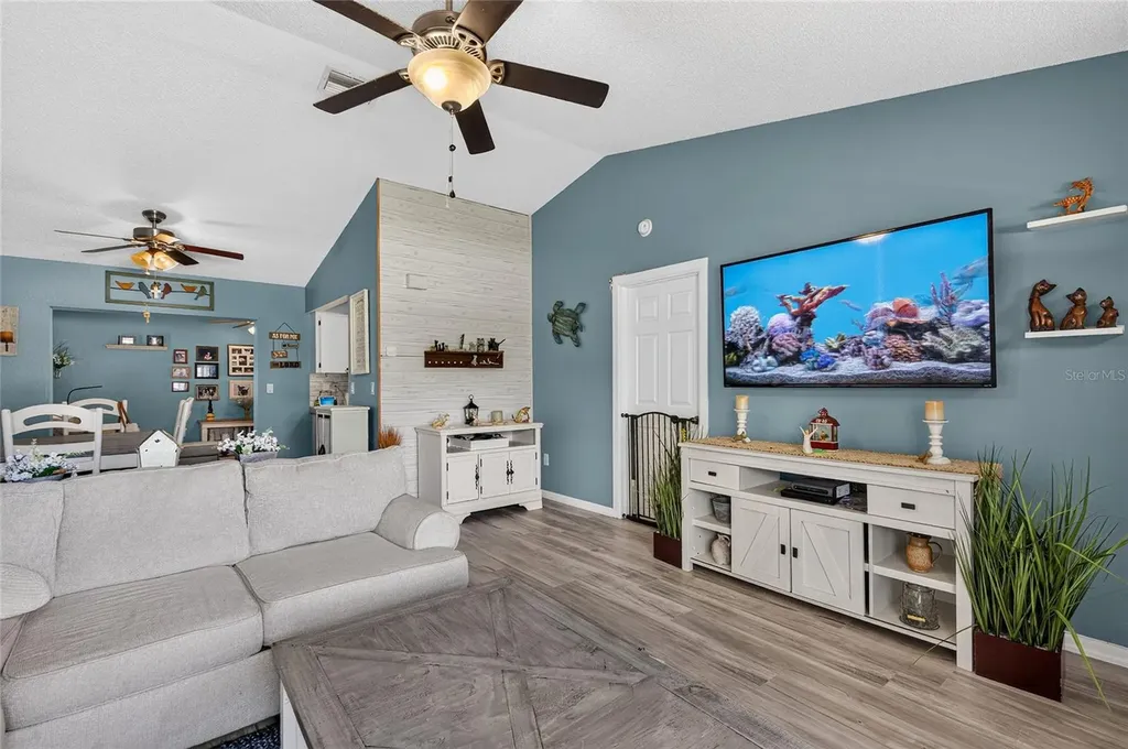1253 Fleetwood Drive NW Port Charlotte FL 33948