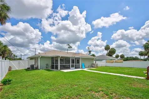 1253 Fleetwood Drive NW Port Charlotte FL 33948