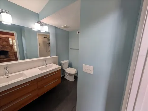 1510 E Shadowlawn Avenue Tampa FL 33610