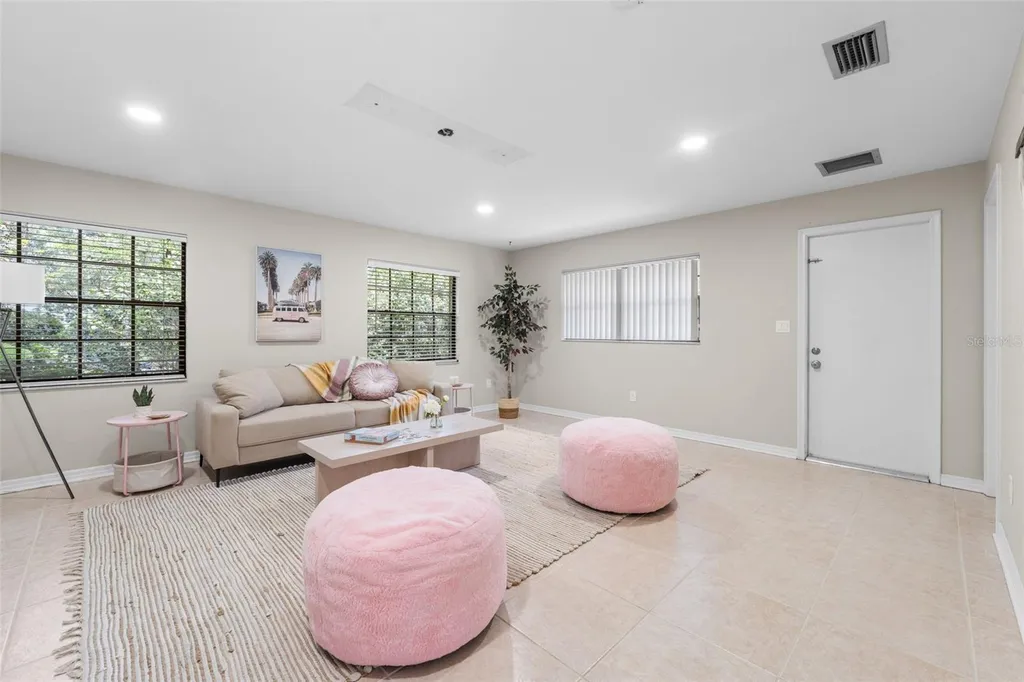 3106 NW 38th Street Gainesville FL 32606
