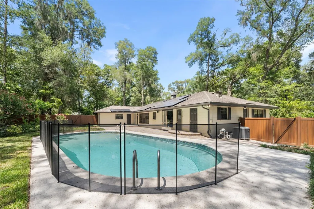 3106 NW 38th Street Gainesville FL 32606