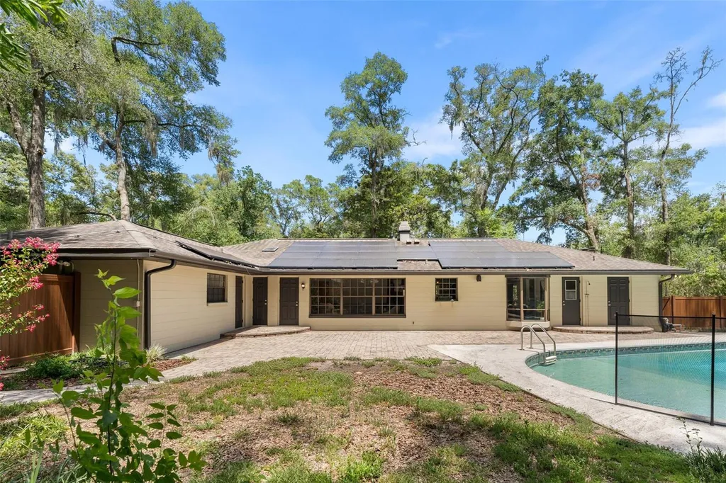 3106 NW 38th Street Gainesville FL 32606