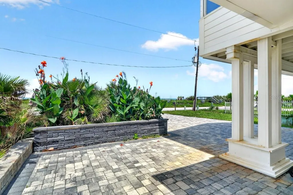 6118 S Atlantic Avenue New Smyrna Beach FL 32169