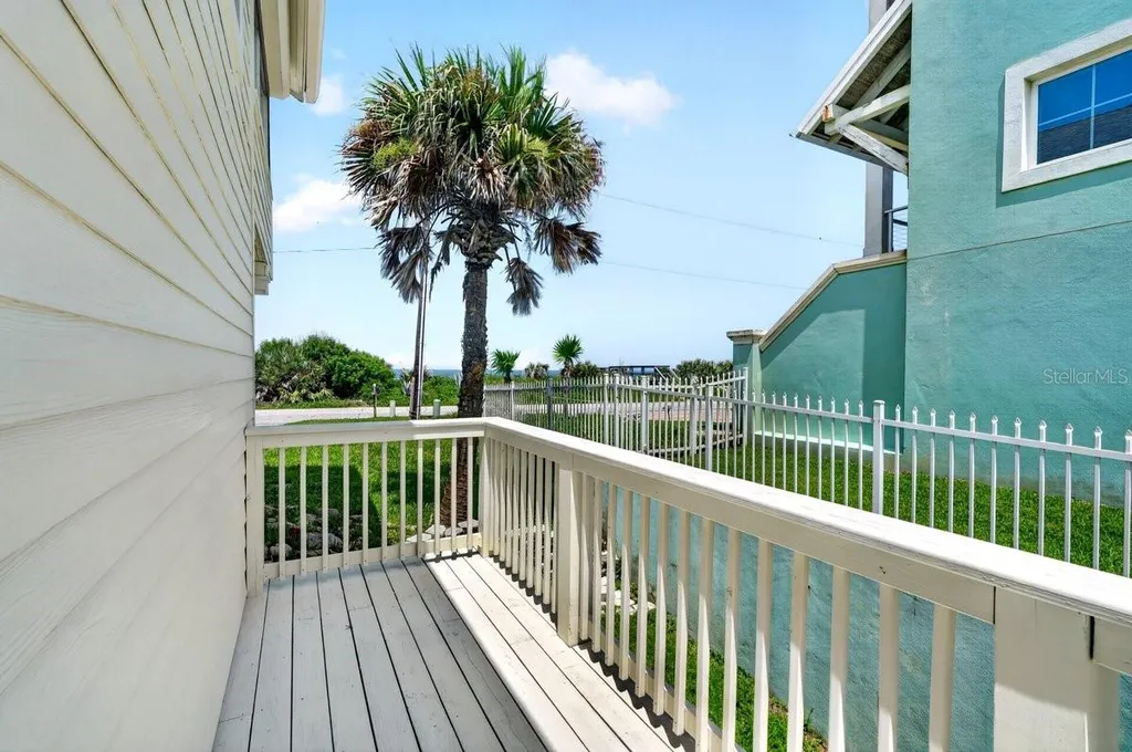 6118 S Atlantic Avenue New Smyrna Beach FL 32169