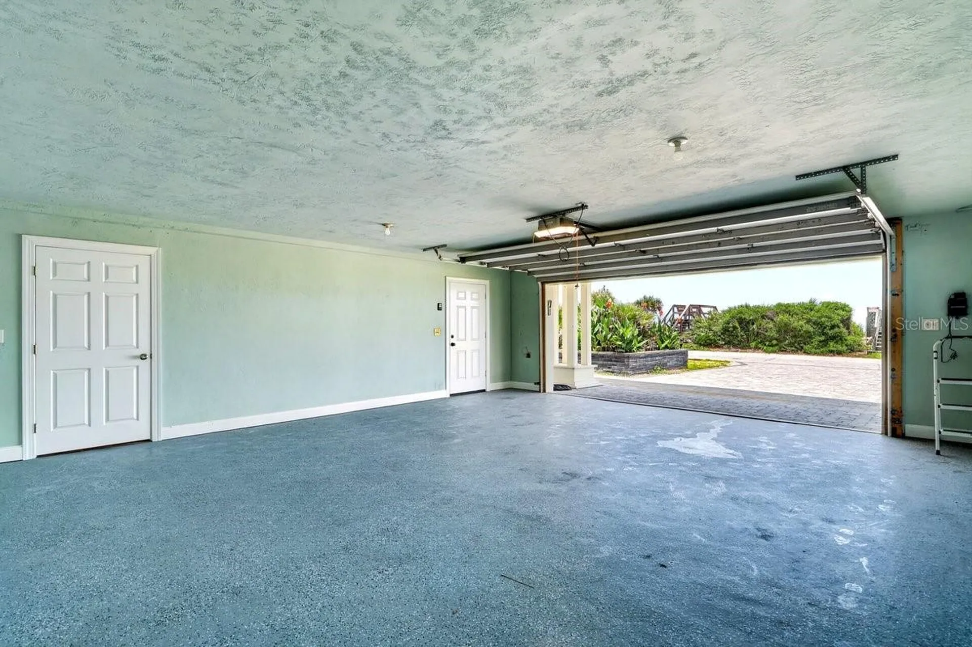 6118 S Atlantic Avenue New Smyrna Beach FL 32169