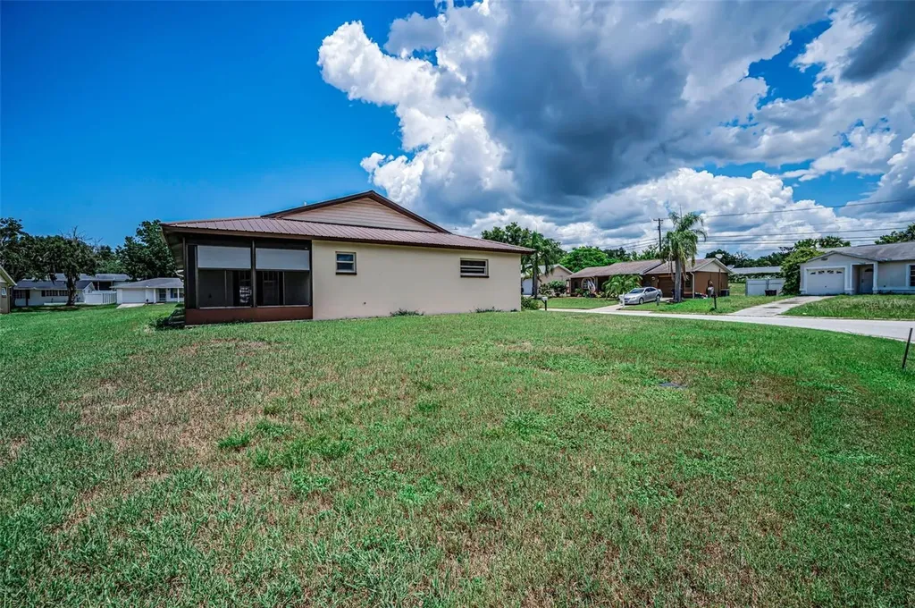 7952 Foxwood Drive New Port Richey FL 34653