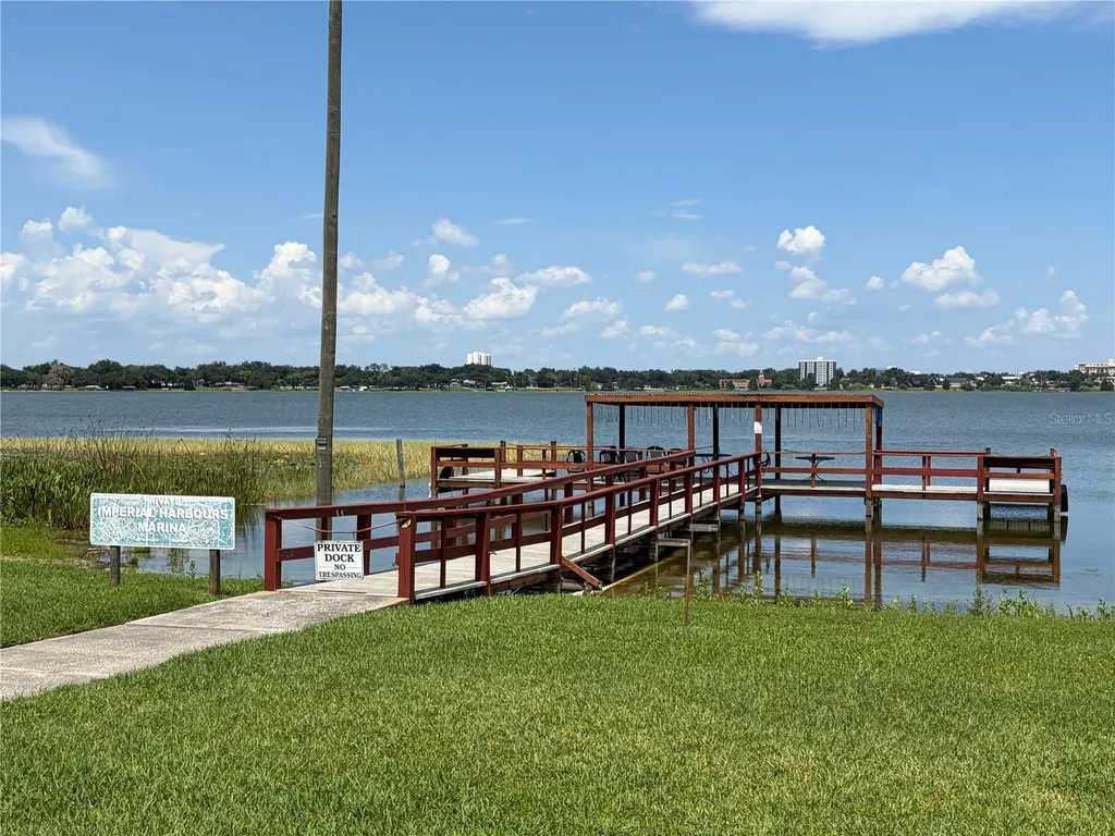 333 Lake Howard Drive NW Winter Haven FL 33880