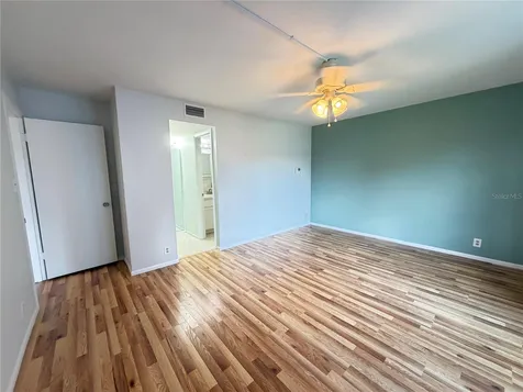 333 Lake Howard Drive NW Winter Haven FL 33880