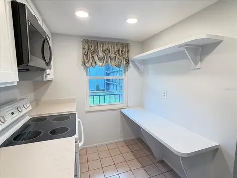 333 Lake Howard Drive NW Winter Haven FL 33880