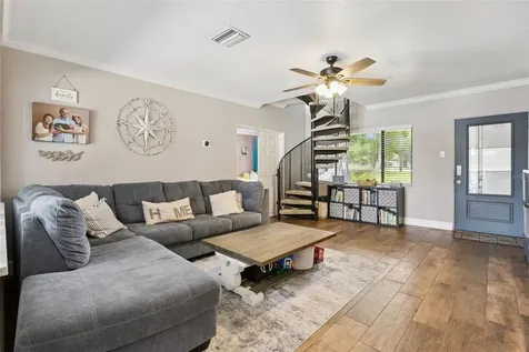 2939 Dawley Avenue Orlando FL 32806
