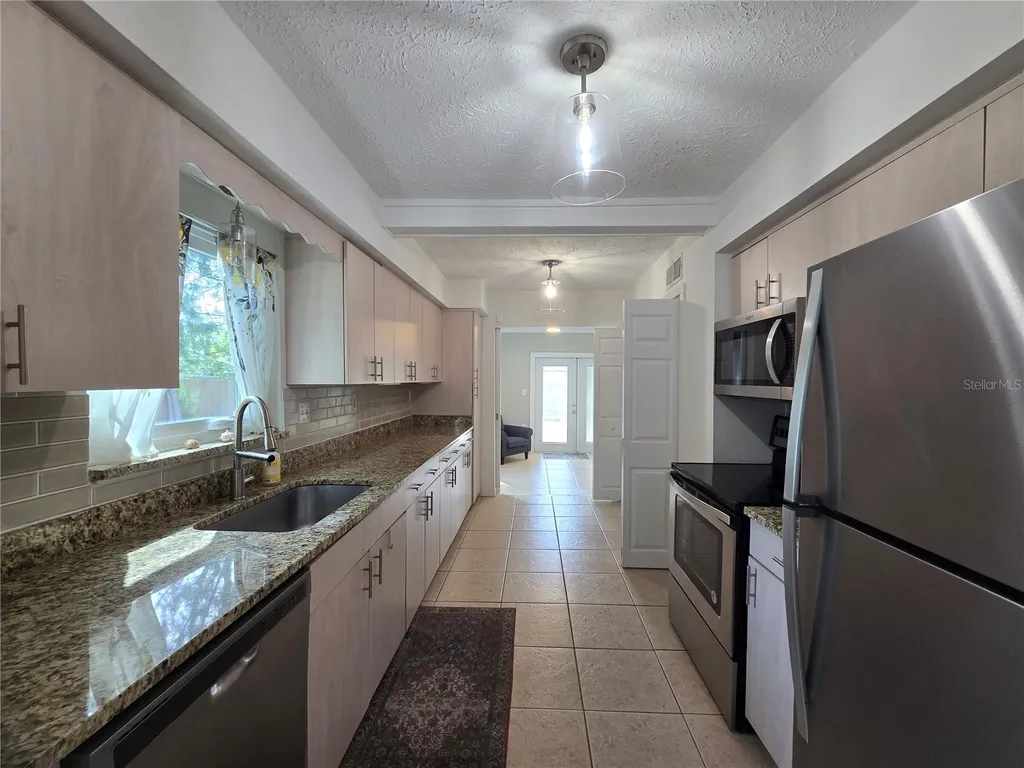 6001 Cedar Street NE St Petersburg FL 33703