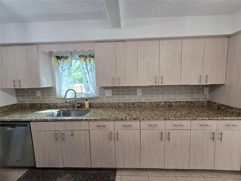 6001 Cedar Street NE St Petersburg FL 33703