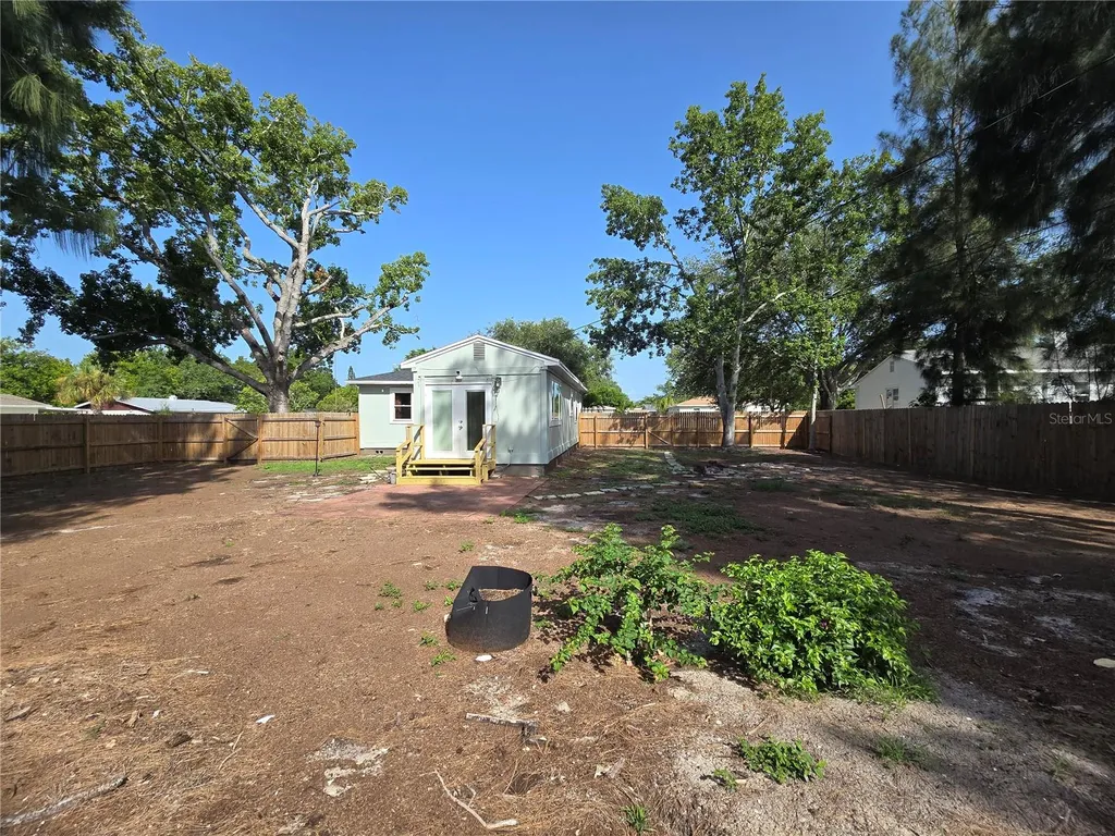 6001 Cedar Street NE St Petersburg FL 33703