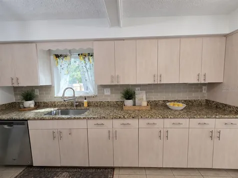 6001 Cedar Street NE St Petersburg FL 33703