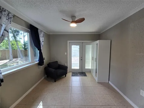 6001 Cedar Street NE St Petersburg FL 33703