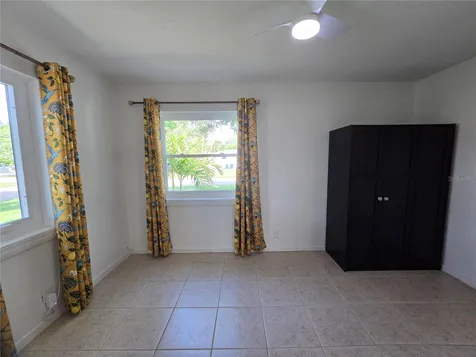 6001 Cedar Street NE St Petersburg FL 33703
