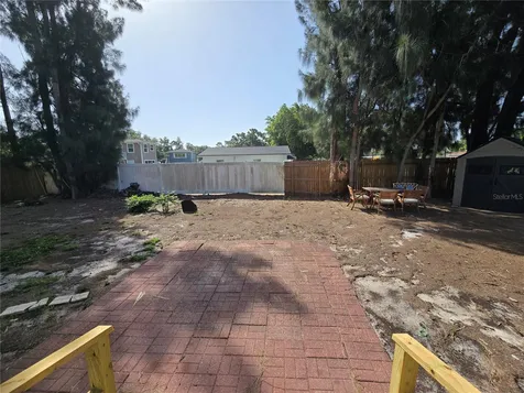6001 Cedar Street NE St Petersburg FL 33703