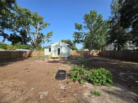 6001 Cedar Street NE St Petersburg FL 33703