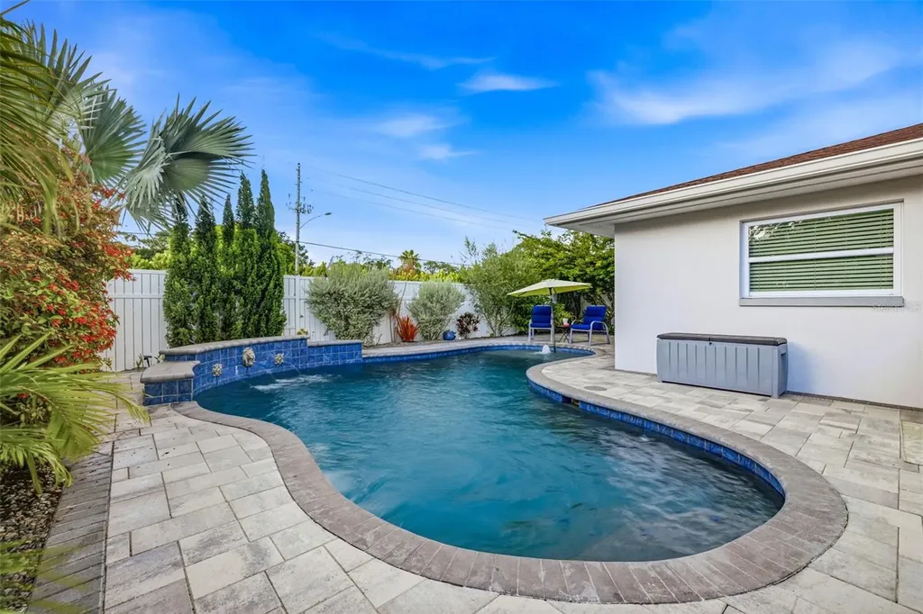 894 Joan Street Dunedin FL 34698