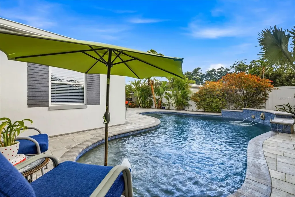 894 Joan Street Dunedin FL 34698