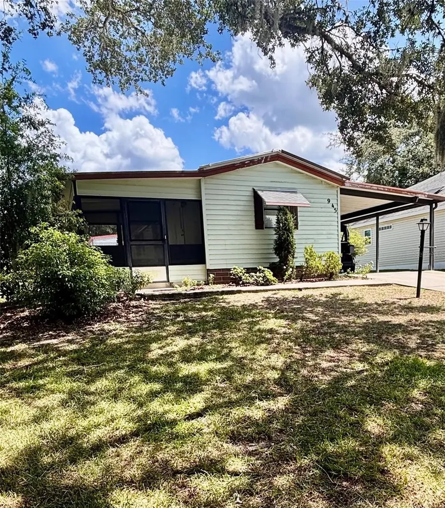 945 Tarrson Boulevard Lady Lake FL 32159