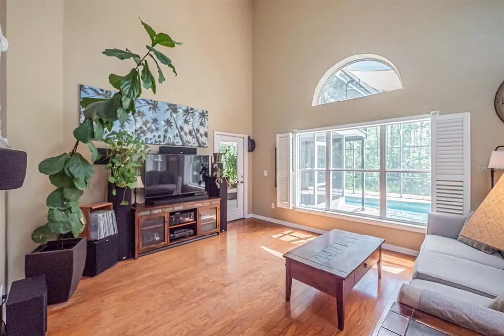 4315 Northern Dancer Way Orlando FL 32826