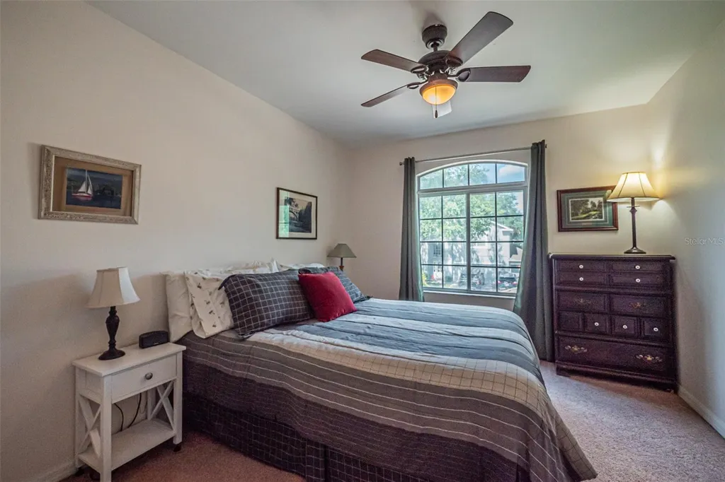 4315 Northern Dancer Way Orlando FL 32826
