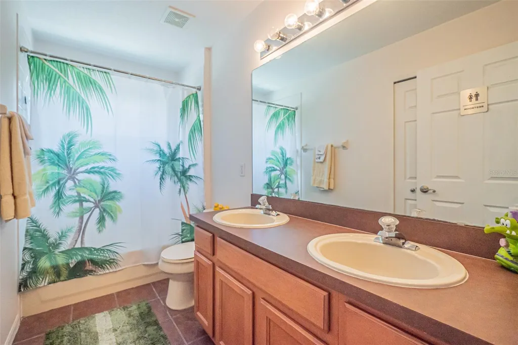 4315 Northern Dancer Way Orlando FL 32826