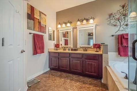 4315 Northern Dancer Way Orlando FL 32826